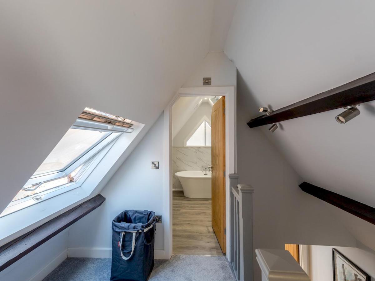 Pass The Keys Dahlia Contemporary Town Centre Apartment Shrewsbury Exteriör bild