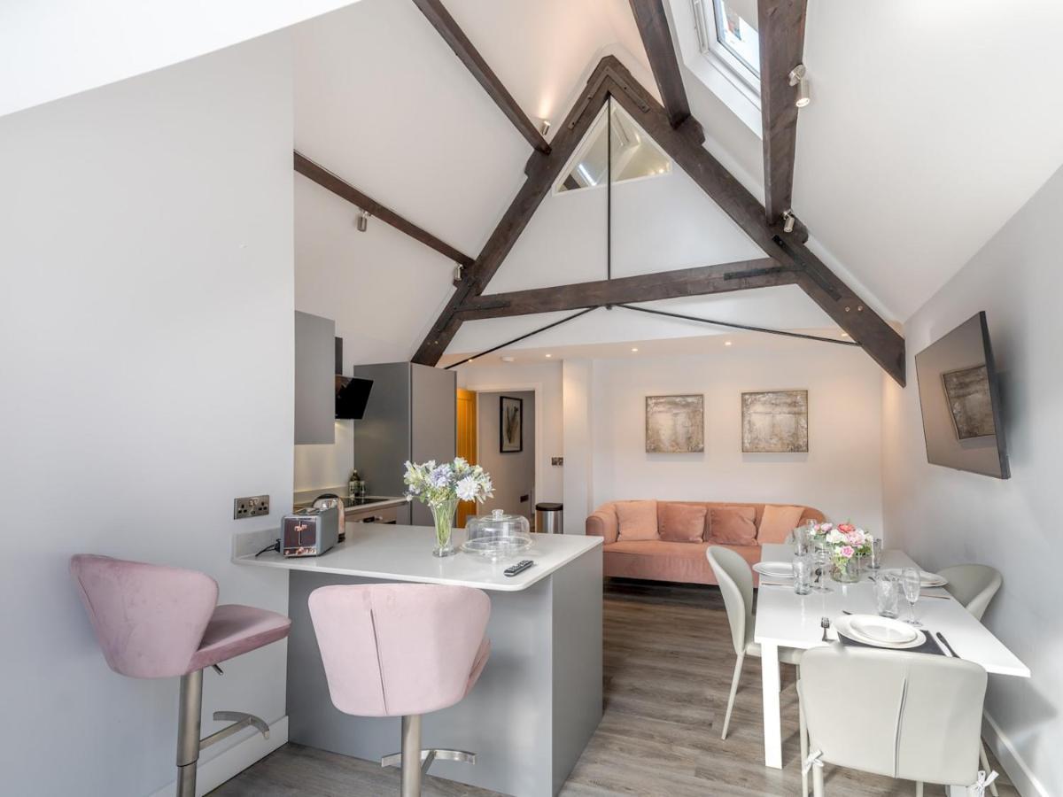 Pass The Keys Dahlia Contemporary Town Centre Apartment Shrewsbury Exteriör bild