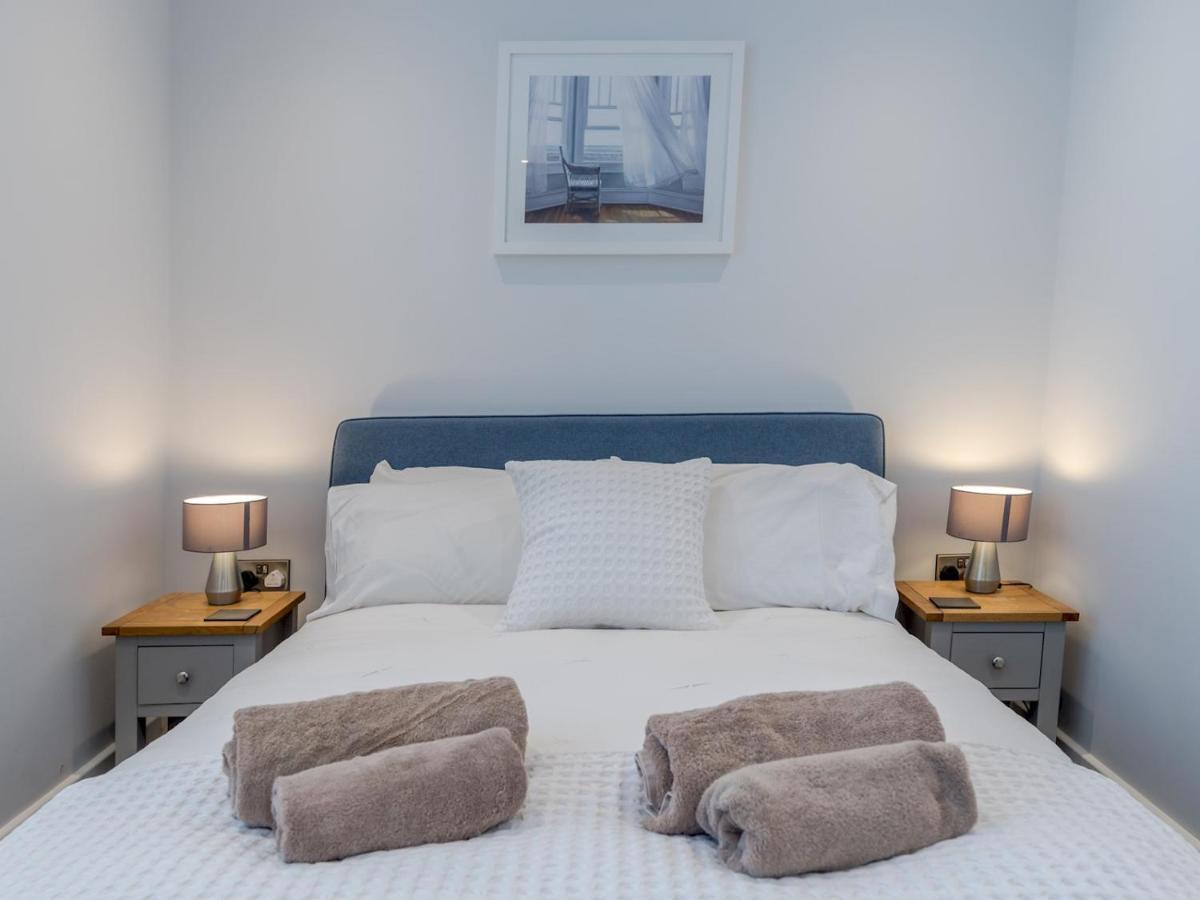 Pass The Keys Dahlia Contemporary Town Centre Apartment Shrewsbury Exteriör bild